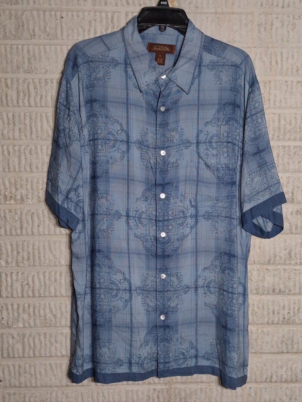 Tasso Elba Light Blue Short-Sleeve Silk/ Linen Button-Down with Medallion Plaid